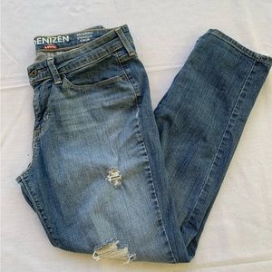 Denizen Women Distressed Jeans